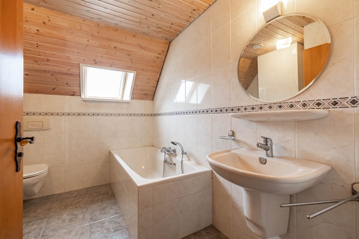 Photo 43 of Noordeinde 4