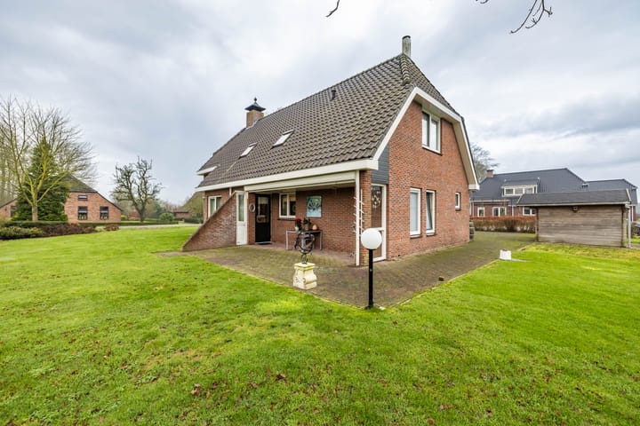 Photo 59 of Noordeinde 4