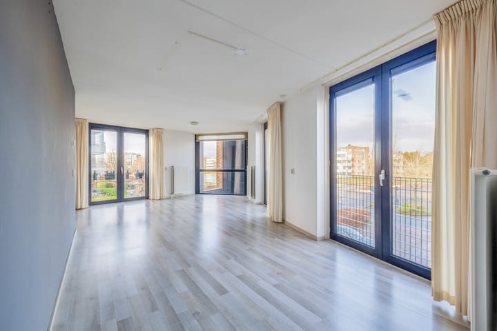 Foto 12 van Kiryat-Onoplein 103