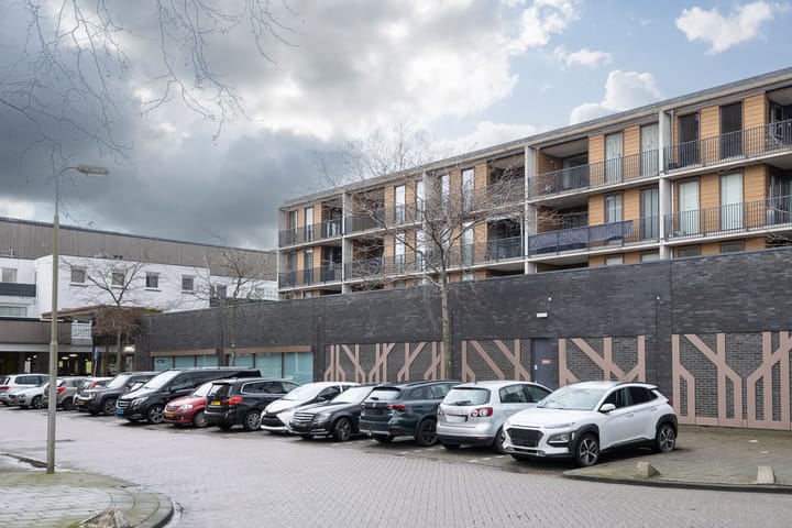 Foto 25 van Voorn 65