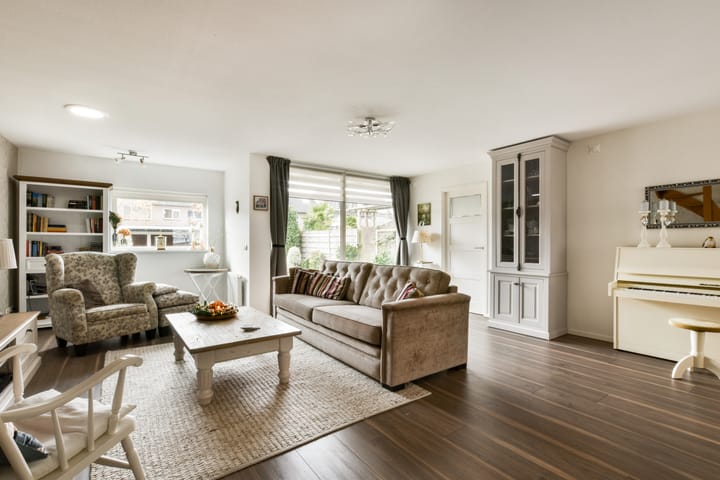 Foto 7 van Meerkreuk 23