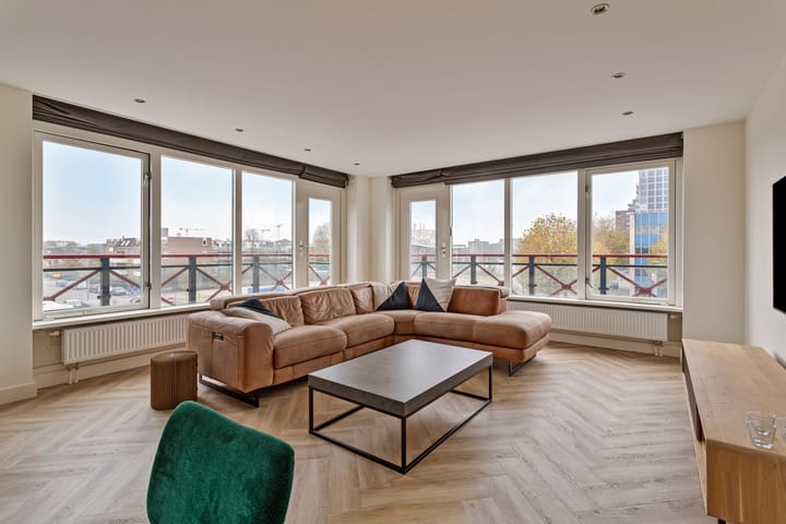 Foto 2 van Kruisweg 977