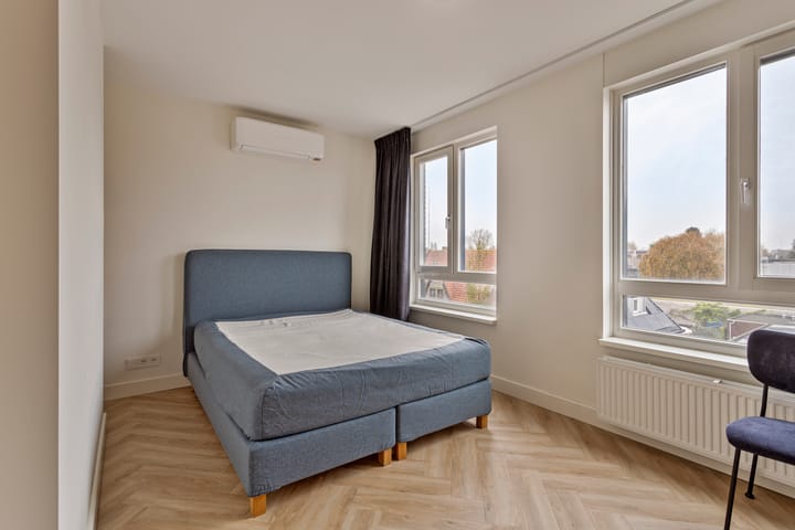 Photo 9 of Kruisweg 977