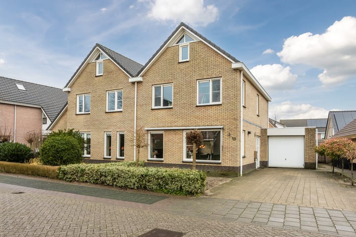 Foto 1 van Reggeland 10