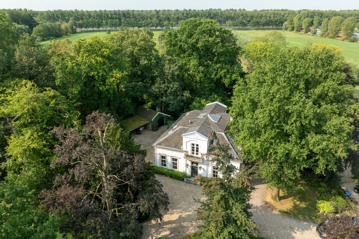 Foto 2 van Straatweg 23