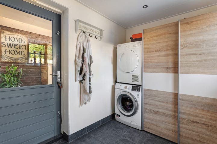 Photo 22 of Jan van Galenstraat 1