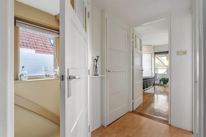 Photo 26 of Jan van Galenstraat 1