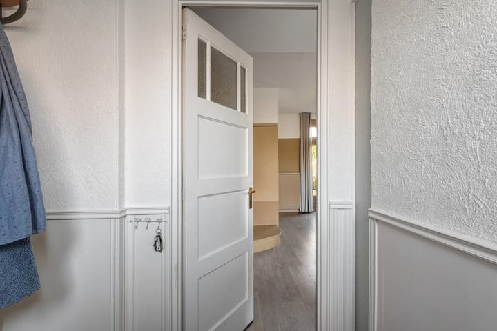 Photo 24 of Jan van Galenstraat 1