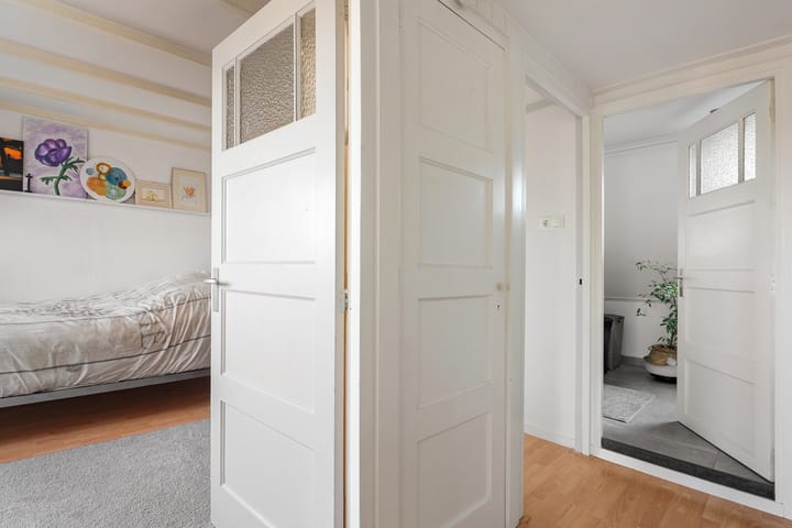 Photo 27 of Jan van Galenstraat 1