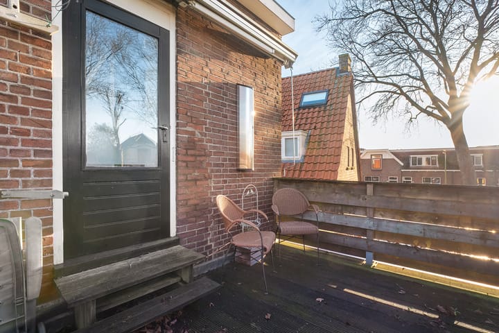 Photo 35 of Jan van Galenstraat 1