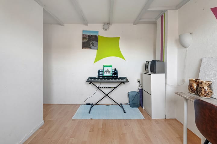 Photo 37 of Jan van Galenstraat 1