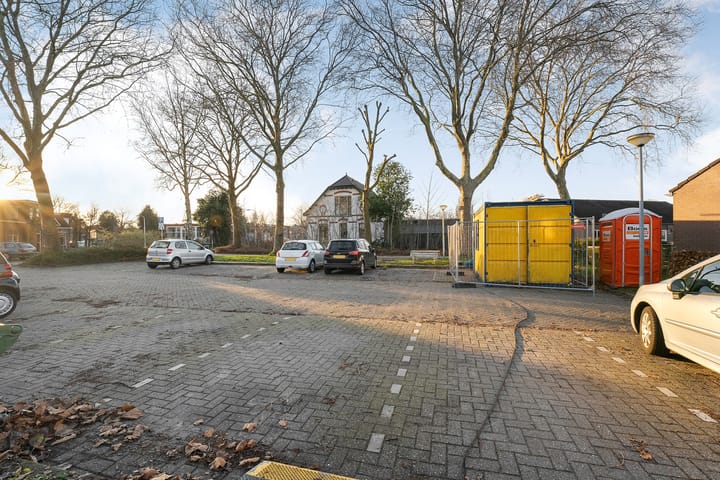 Photo 48 of Jan van Galenstraat 1