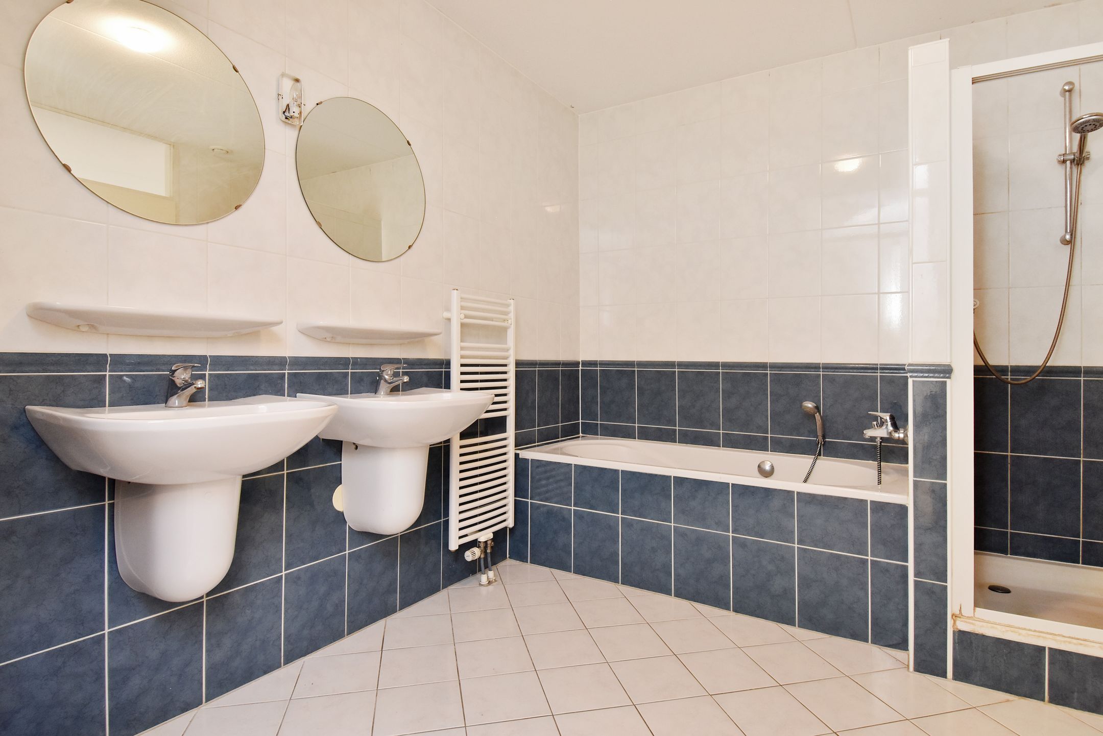 Photo 21 of Floris Arntzeniusplein 22