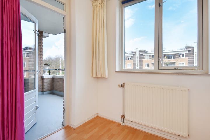 Foto 25 van Floris Arntzeniusplein 22