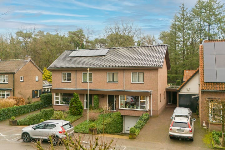 Foto 47 van Frederik Hendriklaan 28