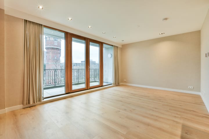 Photo 5 of Kruysweerstraat 255