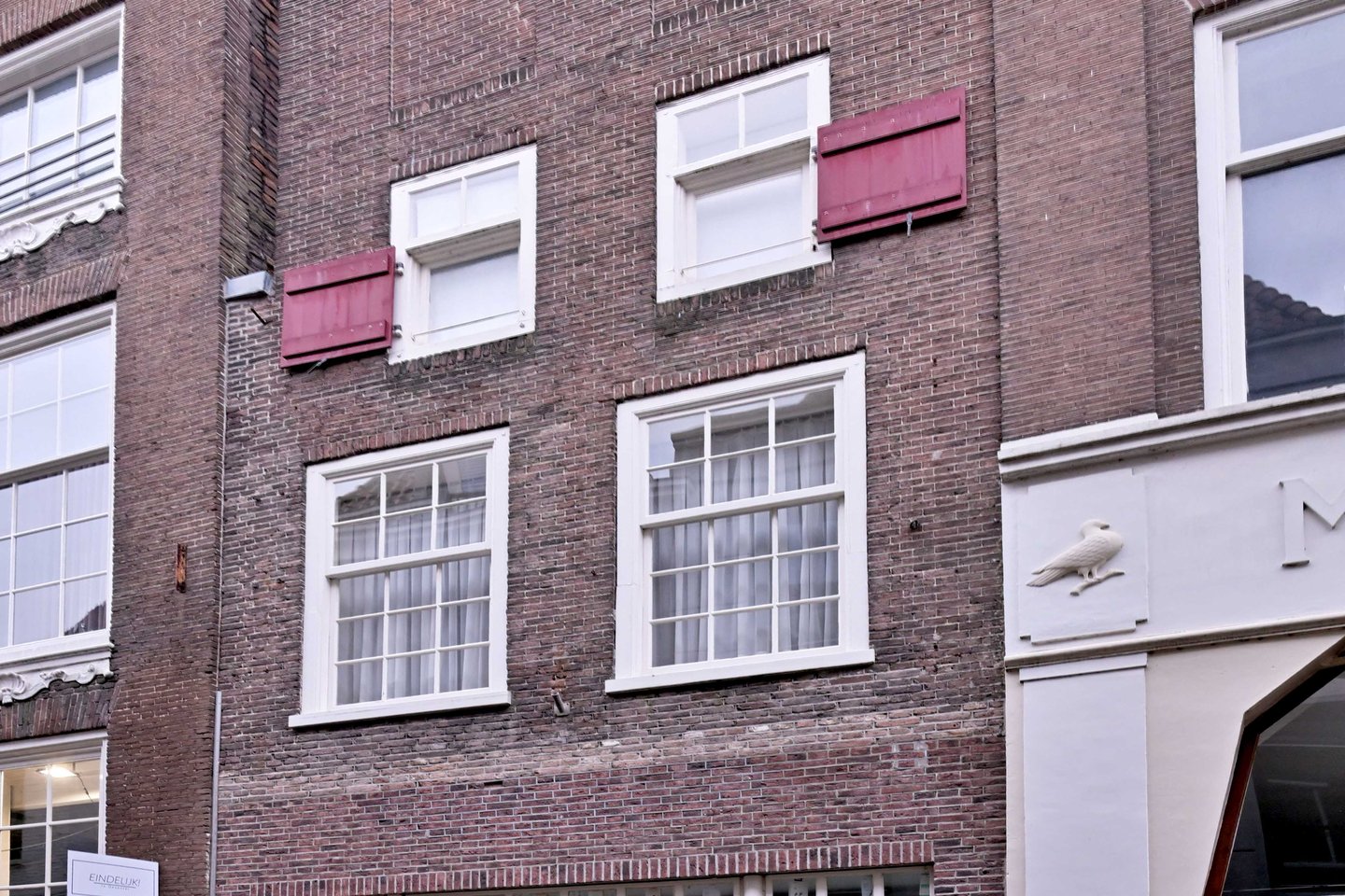 View photo 1 of Lange Bisschopstraat 21