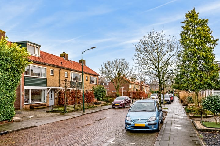 Foto 2 van Prinses Christinalaan 8