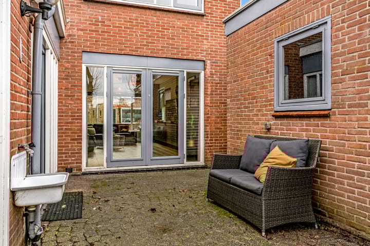 Foto 32 van Prinses Christinalaan 8