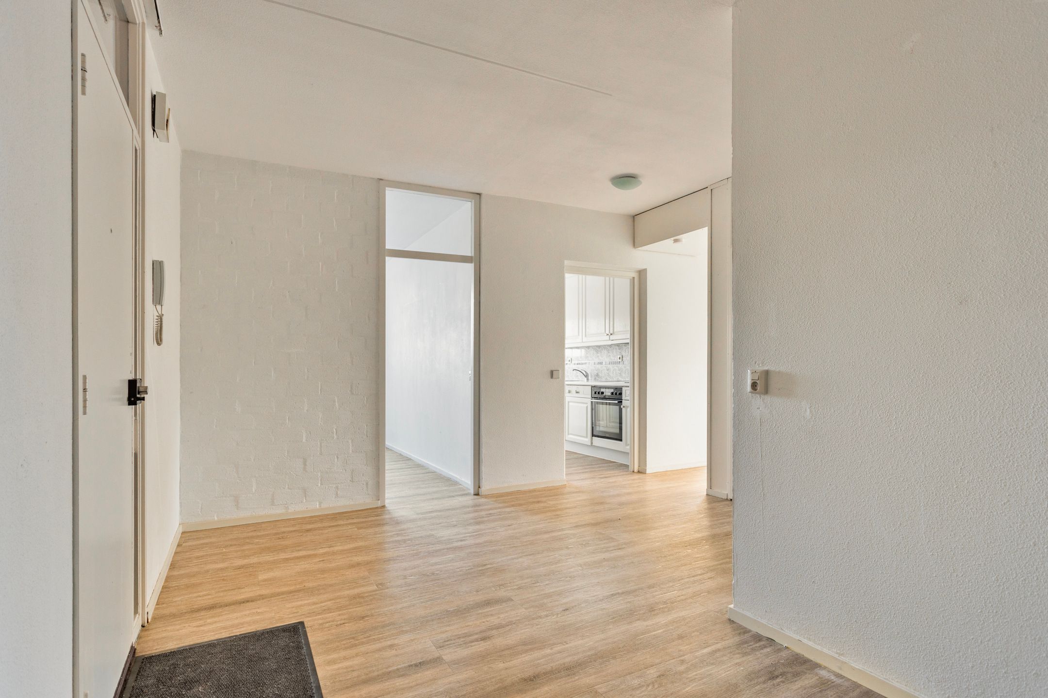 Photo 9 of Heutinkstraat 123