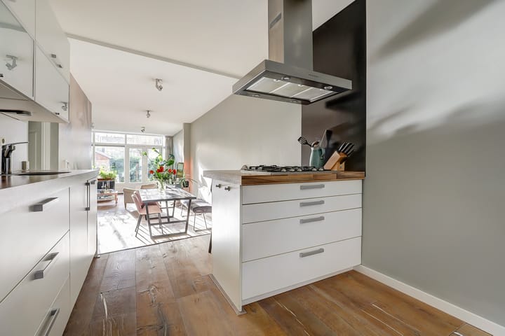 Foto 12 van Bouwstraat 67