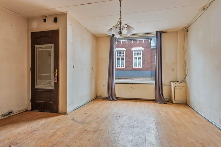 Photo 9 of Schoolstraat 38