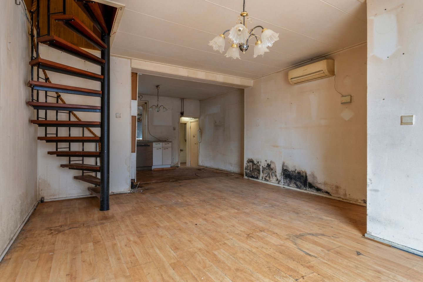 Foto 10 van Schoolstraat 38