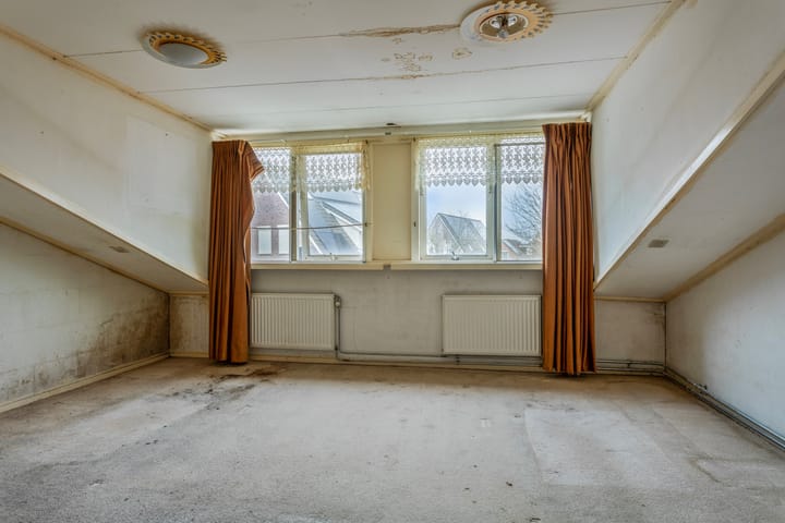 Photo 15 of Schoolstraat 38