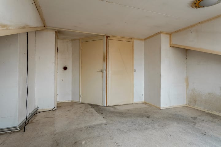 Photo 16 of Schoolstraat 38