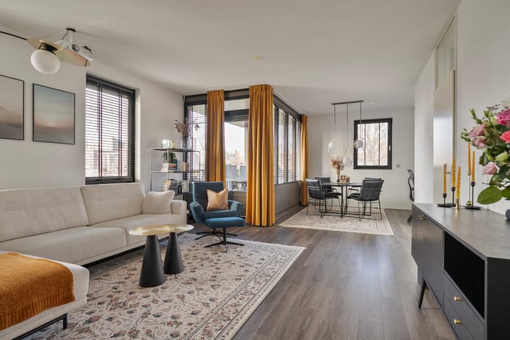 Foto 2 van Grashoen 90