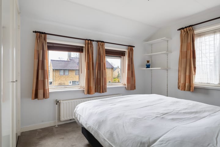 Foto 36 van Julianalaan 19-A