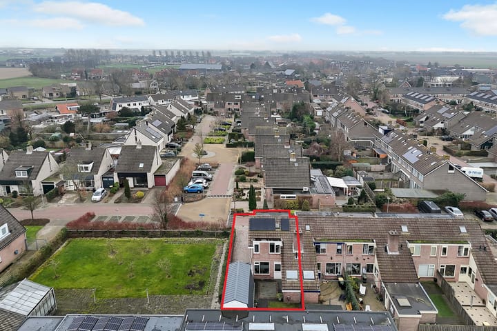 Photo 27 of L. Pietersestraat 65