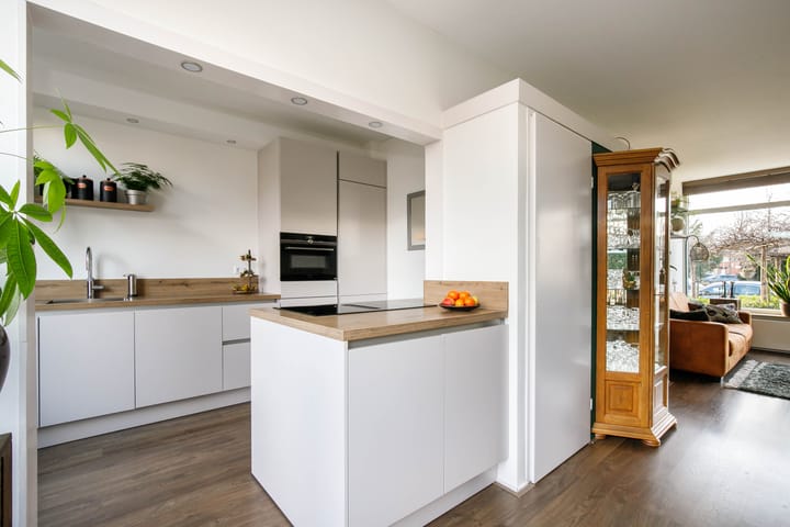 Foto 11 van van Ostadelaan 17