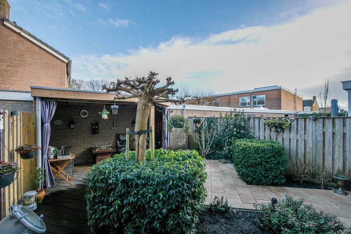 Foto 29 van van Ostadelaan 17