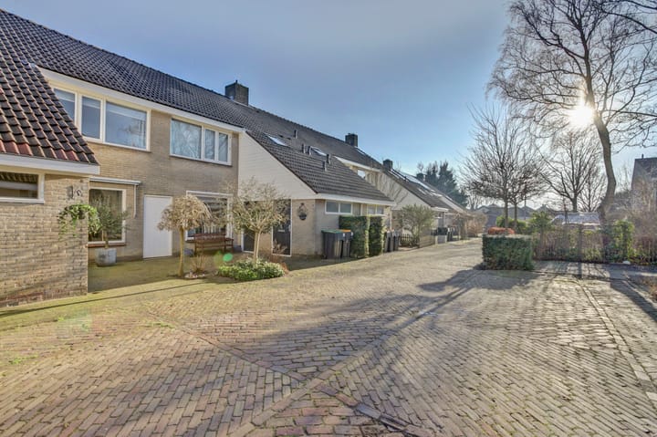 Photo 4 of Langeweide 37