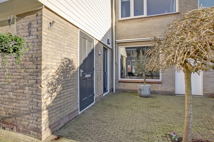 Photo 5 of Langeweide 37