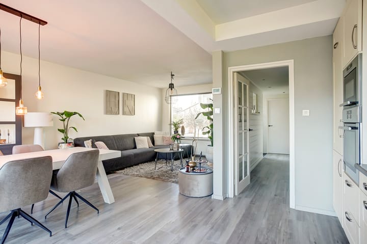 Photo 6 of Langeweide 37