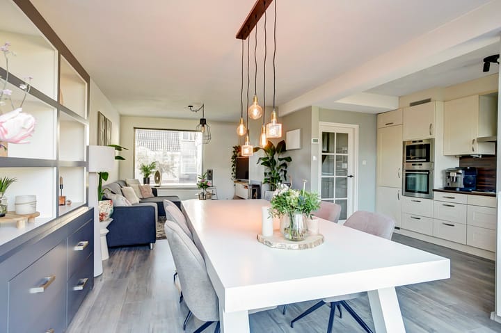 Photo 7 of Langeweide 37