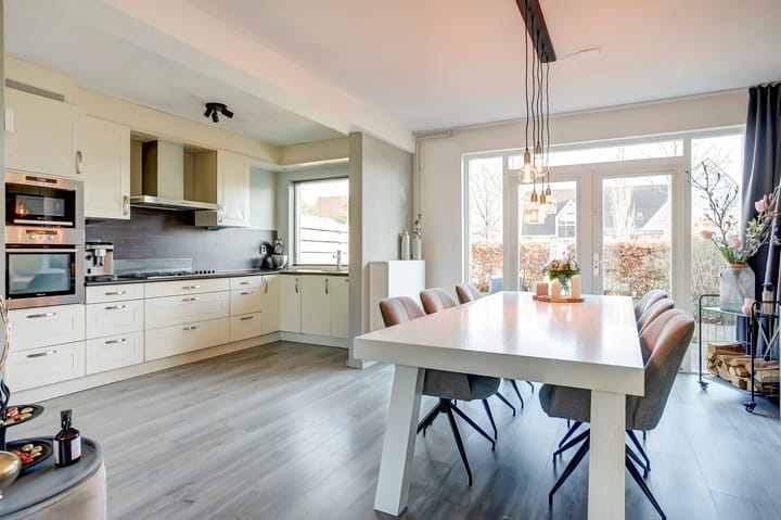 Photo 13 of Langeweide 37