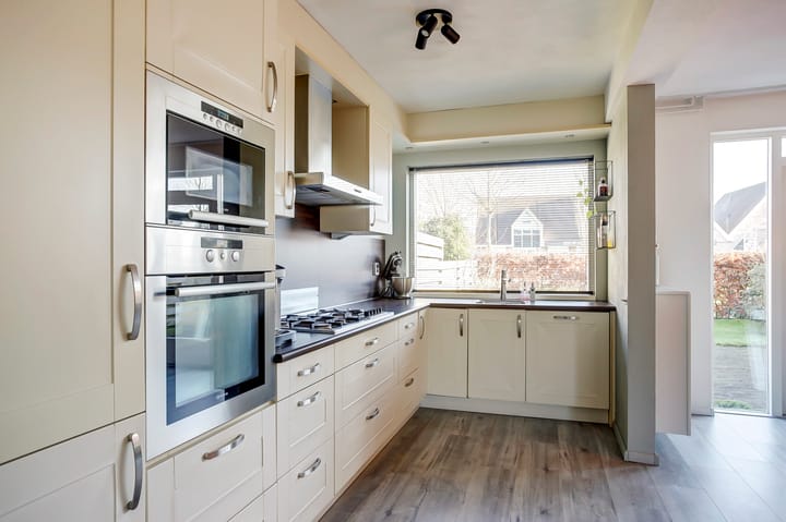 Photo 14 of Langeweide 37