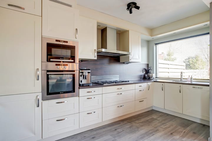 Photo 15 of Langeweide 37