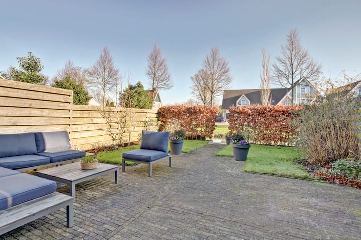 Photo 41 of Langeweide 37