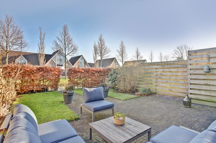 Photo 43 of Langeweide 37