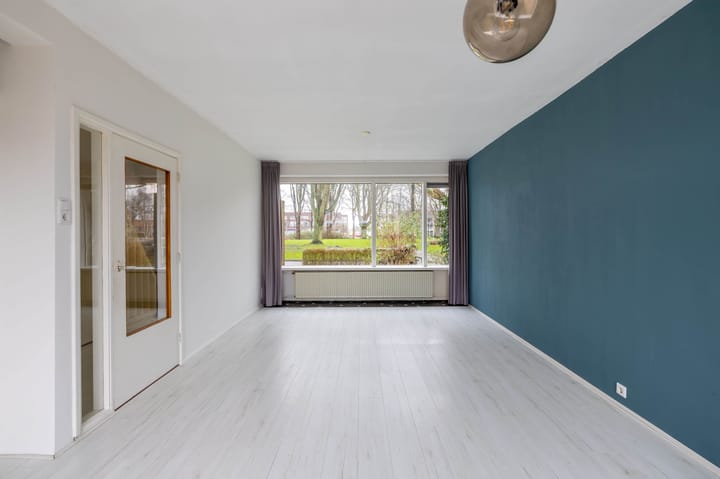 Foto 10 van Prof. Granpré Molièrelaan 4