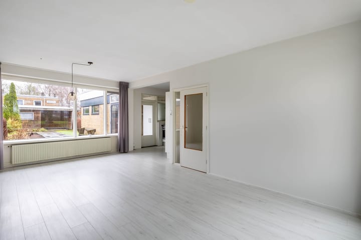 Foto 11 van Prof. Granpré Molièrelaan 4