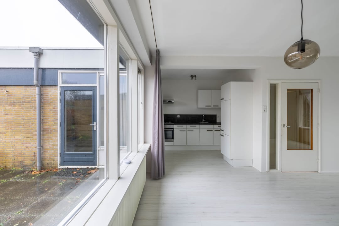 Foto 13 van Prof. Granpré Molièrelaan 4