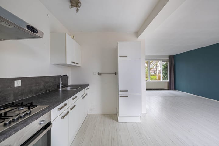 Foto 15 van Prof. Granpré Molièrelaan 4