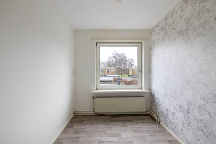 Foto 32 van Prof. Granpré Molièrelaan 4