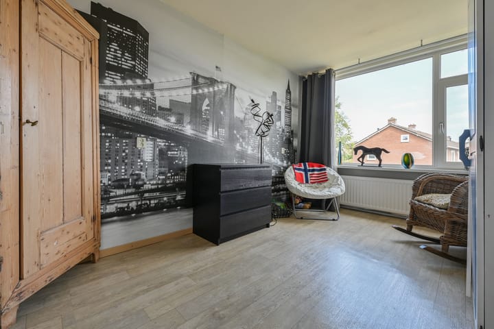 Foto 15 van van Lennepstraat 6