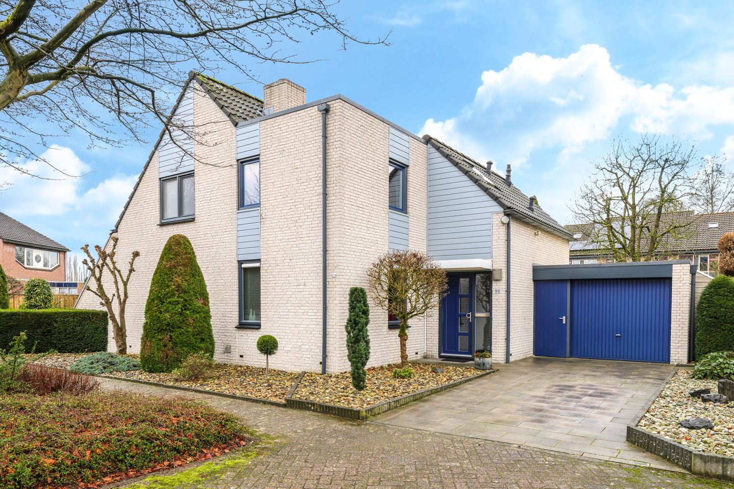 Foto 1 van Salemate 24